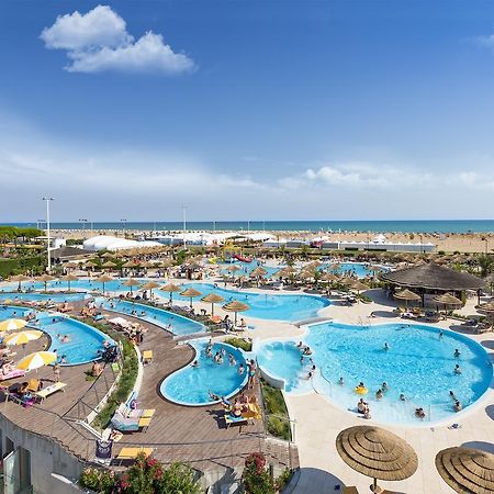 Villaggio Turistico Internazionale Bibione Buitenkant foto